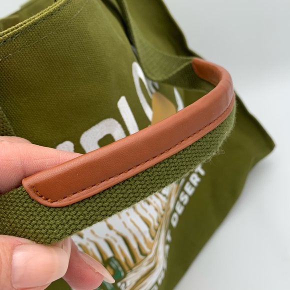 Green Canvas Tote Bag with Snap Closure - Picture 5 of 7